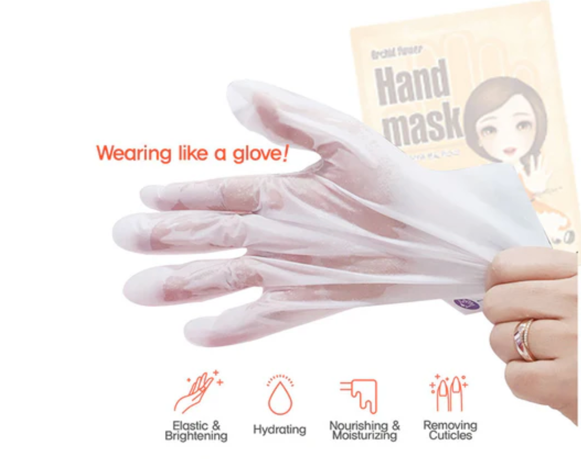 Hand mask Singapore – moisturizing and nourishing glove-type mask for hydrating, brightening, and softening hands.